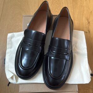 Brand new Madewell Black Leather Loafers Size 8